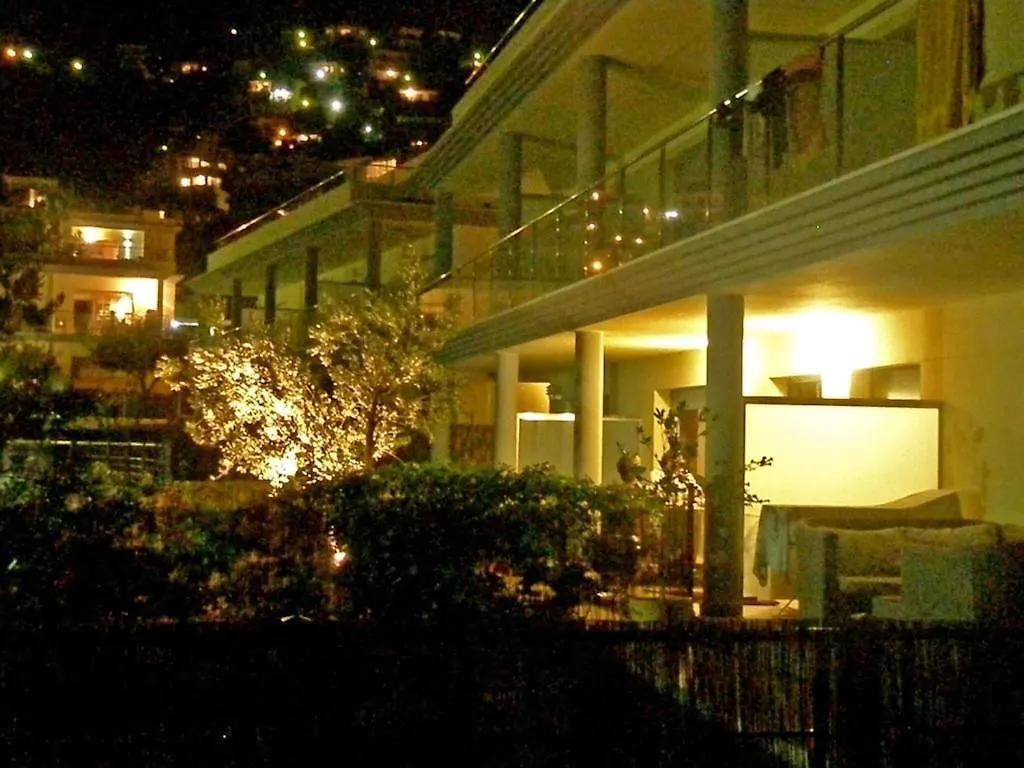 Llança La Tarongina Apartament Amb Piscina 0*,  ספרד